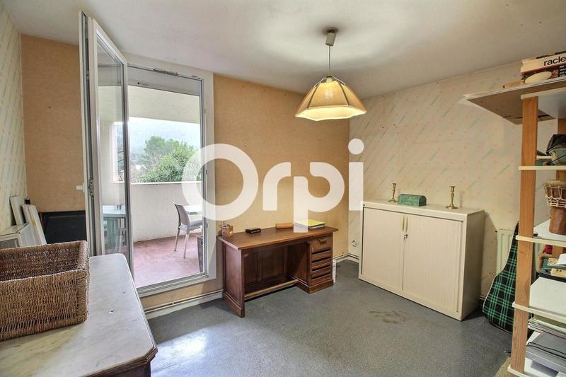 Appartement - 98 m² - 6 pièces
