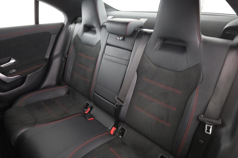 Mercedes Cla 200 Amg Line 7g-Dct 163 ch