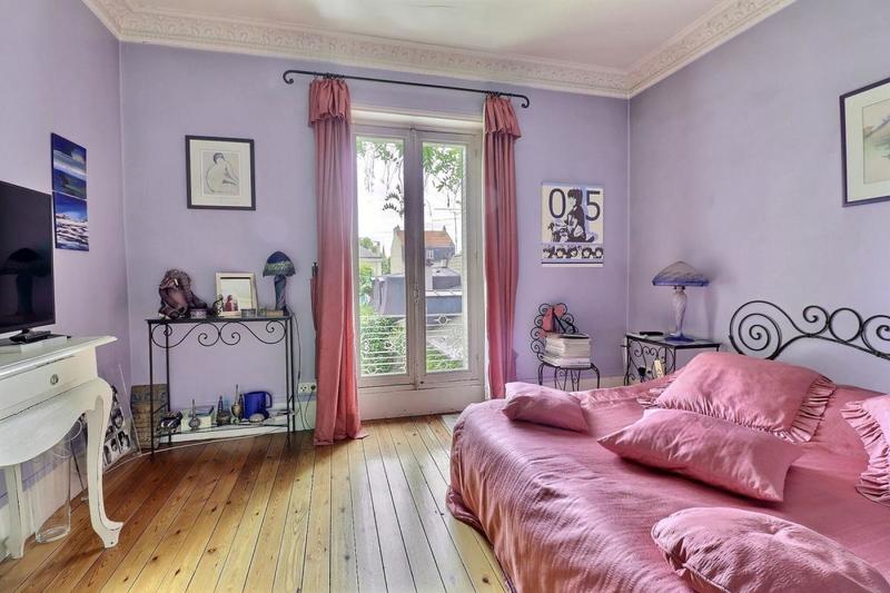 Propriété - 300 m² - 11 pièces