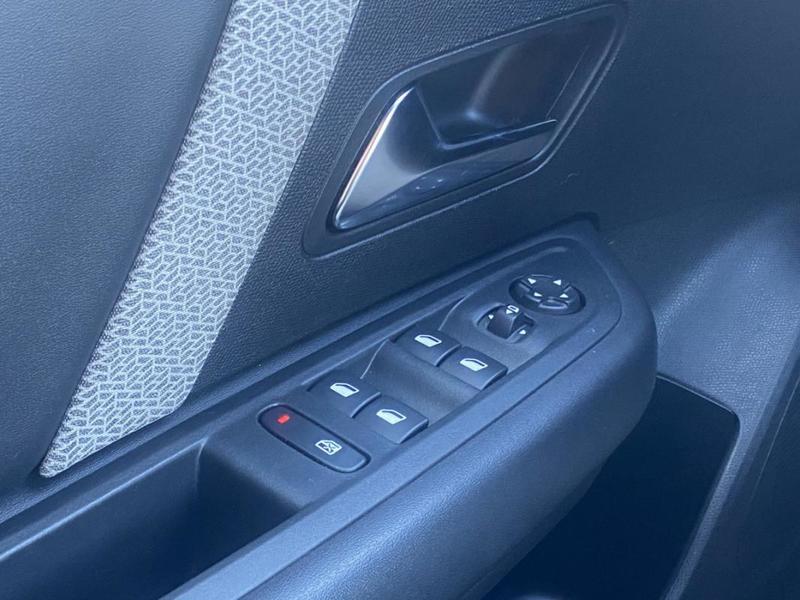 Citroën C4 III BlueHDi 130 s&amp;amp;S Eat8 Shine