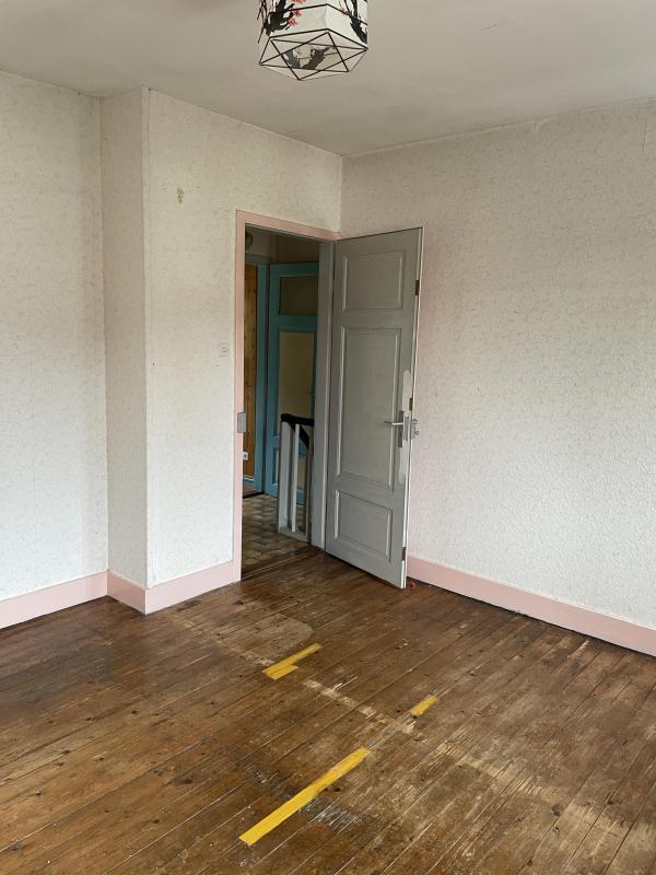 Appartement ancien - 69 m² - 3 pièces