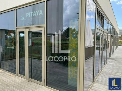 Local commercial - 139 m²