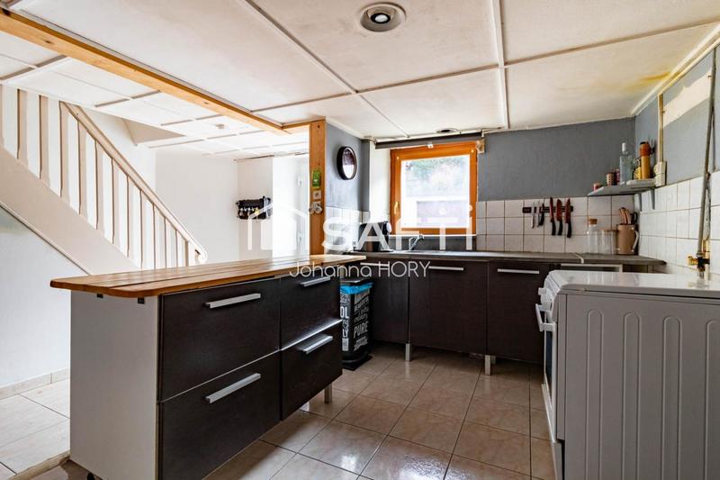 Maison - 216 m² - 10 pièces