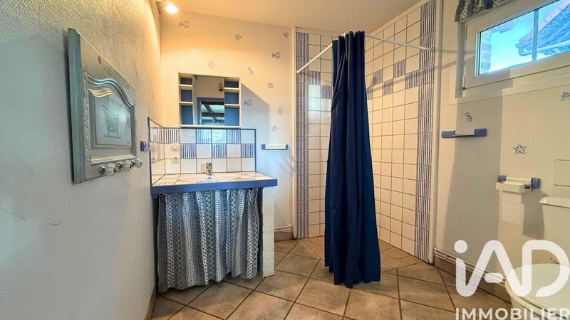 Maison - 196 m² - 9 pièces