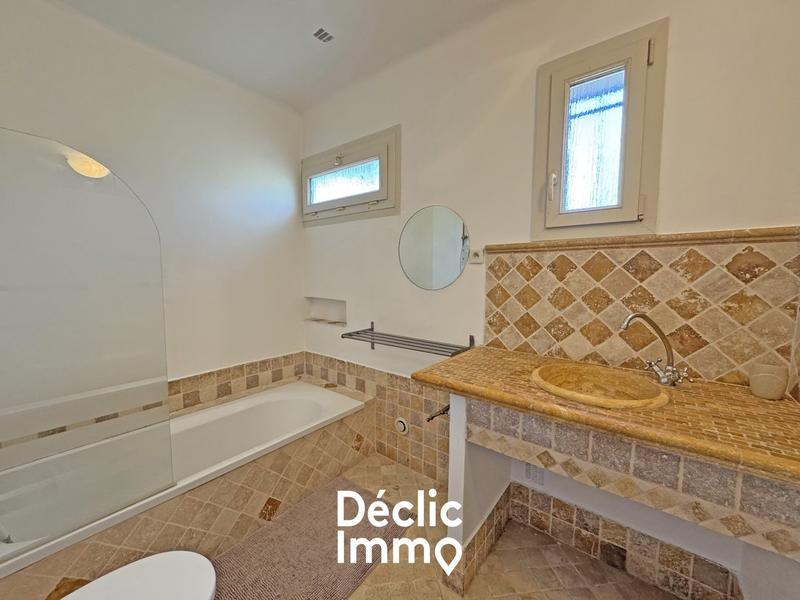 Maison - 190 m² - 8 pièces