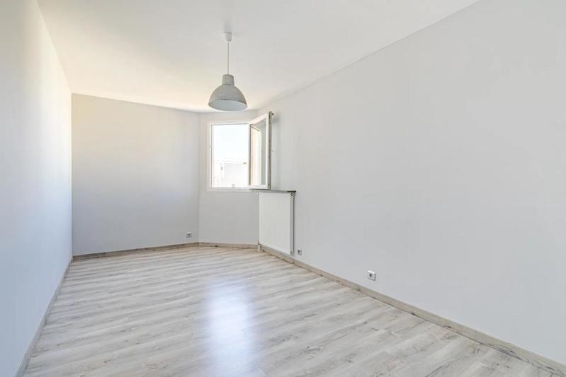 Appartement - 74 m² - 7 pièces