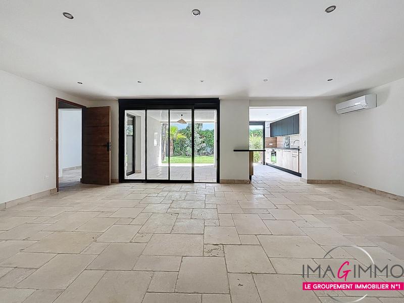 Maison - 98 m² - 4 pièces