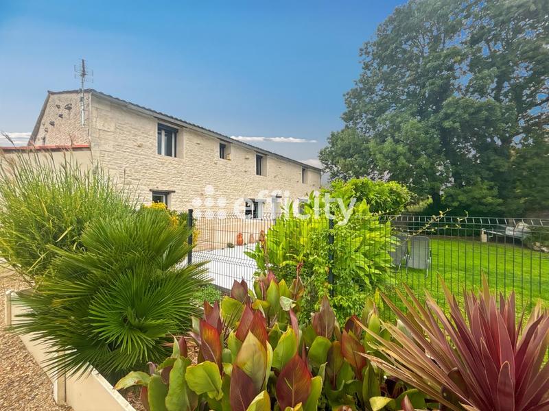 Maison - 192 m² - 6 pièces