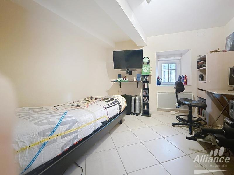 Appartement - 83 m² - 3 pièces