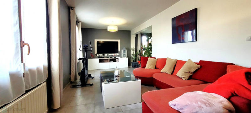 Maison - 185 m² - 7 pièces