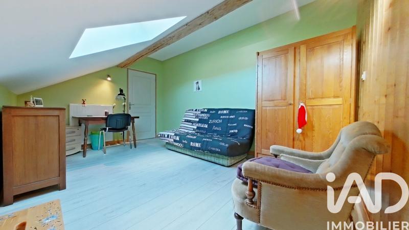 Maison - 217 m² - 6 pièces