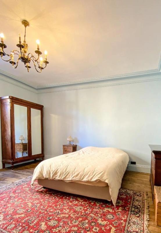 Maison - 350 m² - 8 pièces