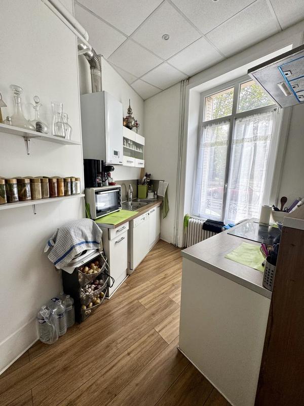 Appartement - 100 m² - 4 pièces