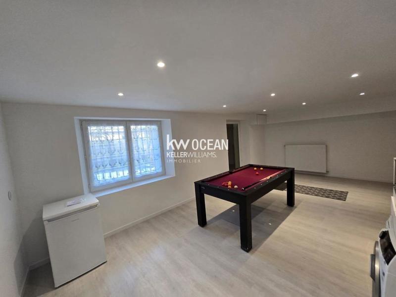 Maison - 192 m² - 8 pièces