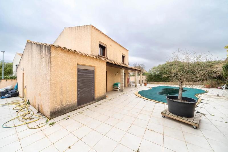 Maison - 142 m² - 7 pièces