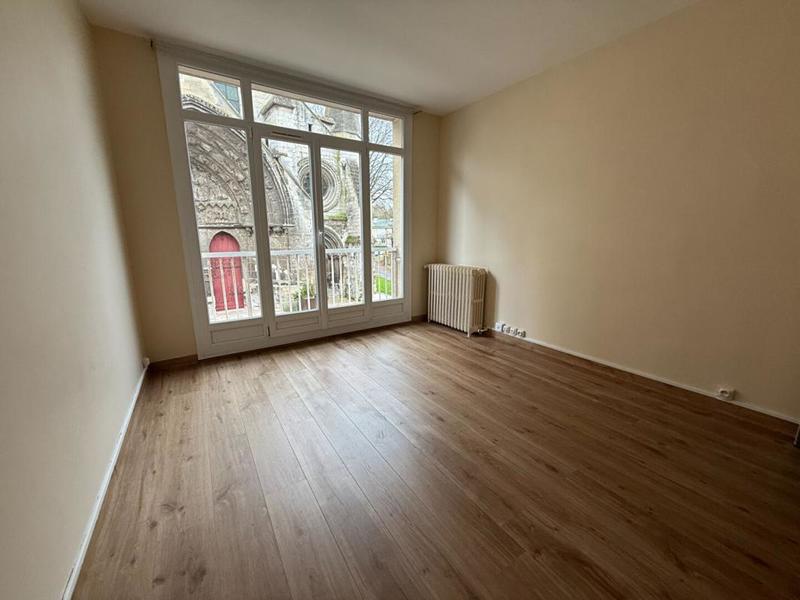 Appartement - 122 m² - 6 pièces