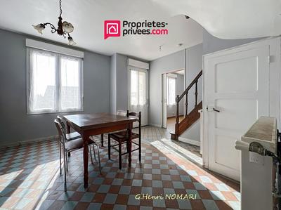 Maison - 82 m² - 5 pièces