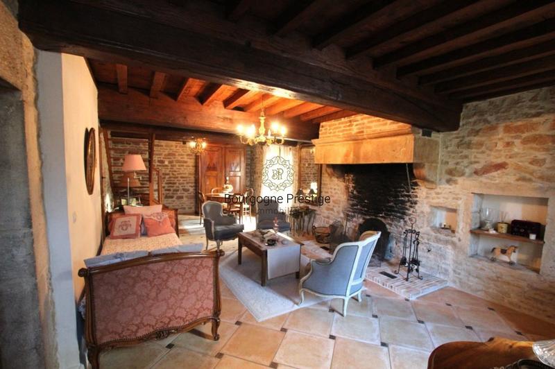 Maison de village - 185 m² - 7 pièces