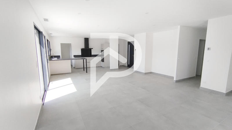 Maison - 115 m² - 4 pièces