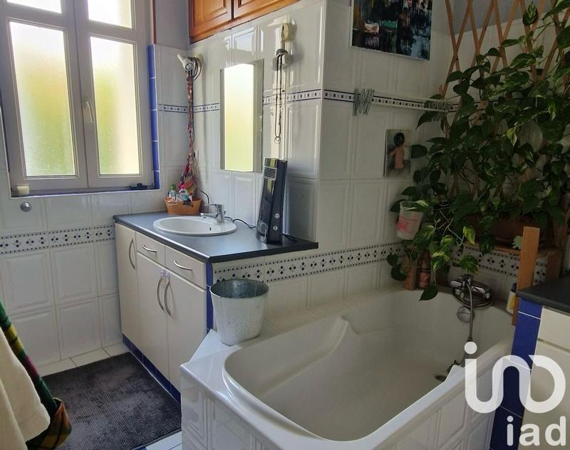 Maison - 167 m² - 8 pièces