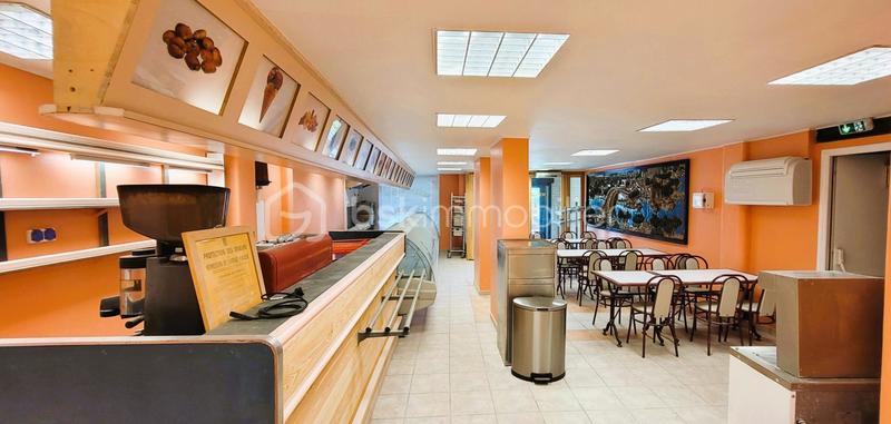 Appartement - 181 m² - 6 pièces