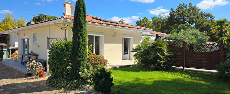 Maison - 122 m² - 7 pièces