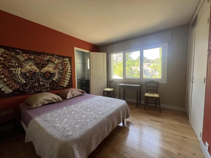 Villa - 200 m² - 8 pièces