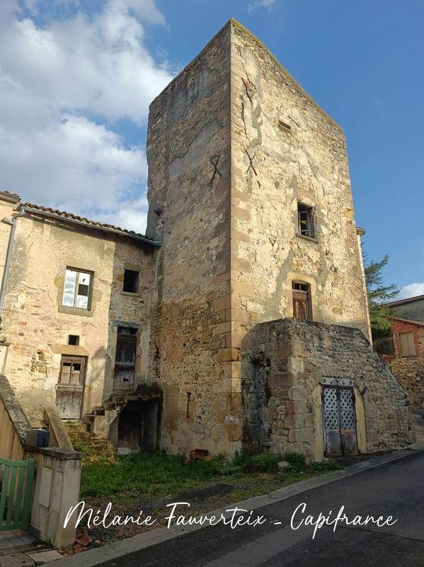 Maison - 175 m² - 10 pièces