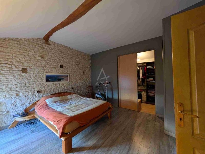 Maison de village - 285 m² - 7 pièces