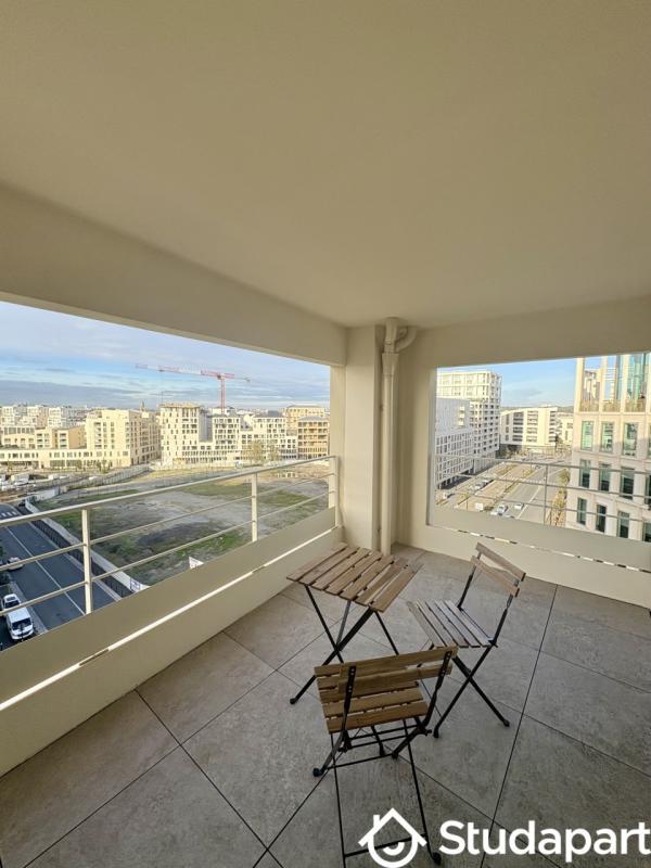 Chambre - 9 m² - 1 pièce