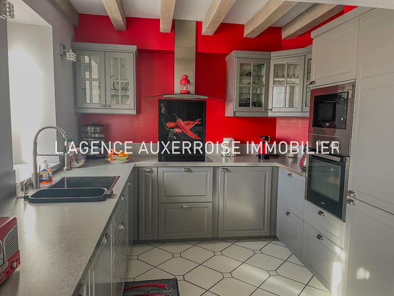 Maison - 177 m² - 6 pièces