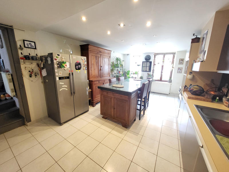 Maison - 122 m² - 6 pièces