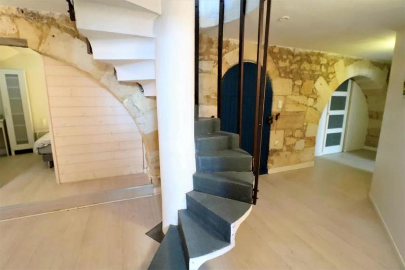 Appartement - 127 m² - 5 pièces