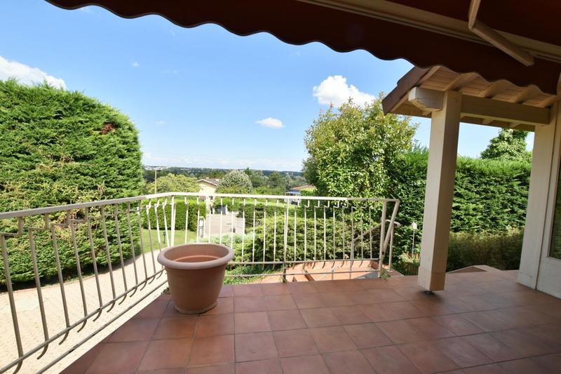 Maison - 200 m² - 6 pièces