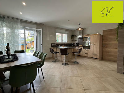 Maison - 107 m² - 5 pièces