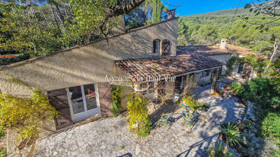 Villa - 175 m² - 6 pièces