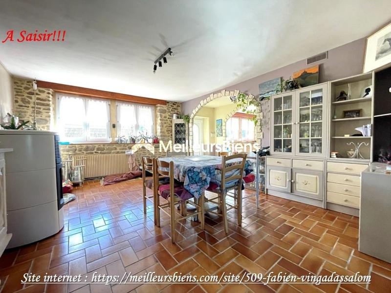 Propriété - 186 m² - 11 pièces