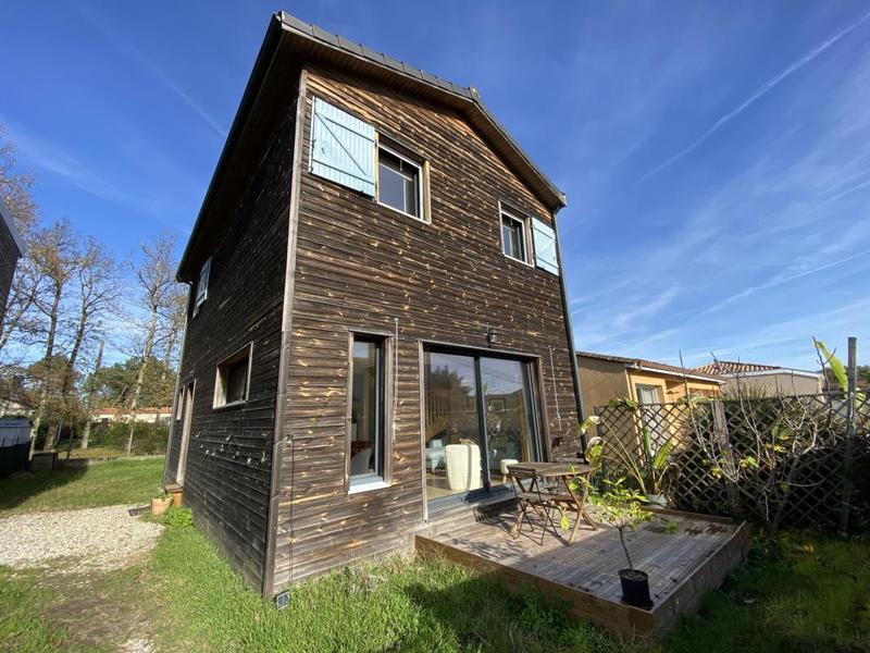 Maison - 85 m² - 5 pièces