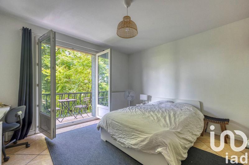 Appartement - 92 m² - 4 pièces