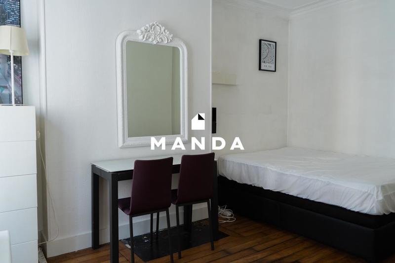 Studio - 30 m² - 1 pièce