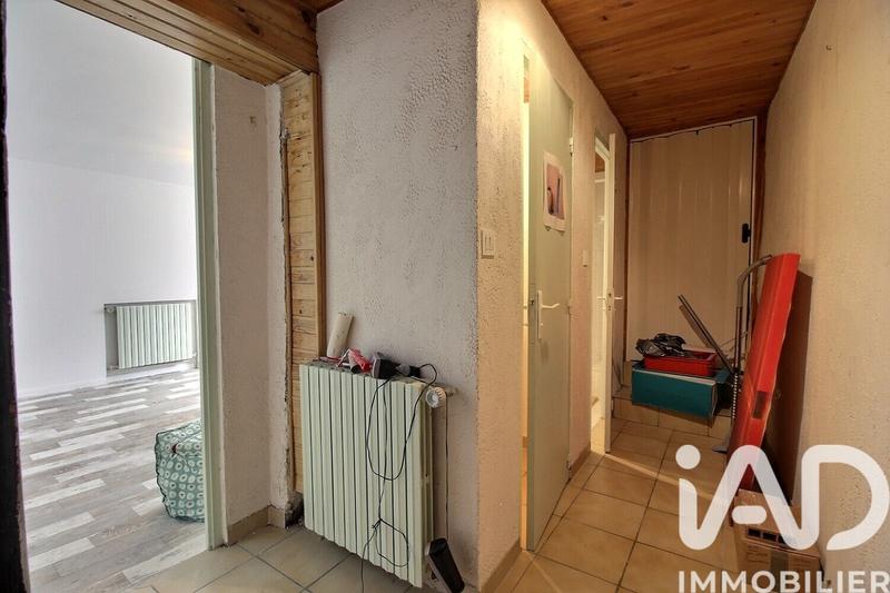 Maison - 238 m² - 6 pièces