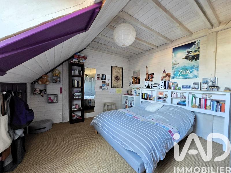 Maison - 208 m² - 8 pièces