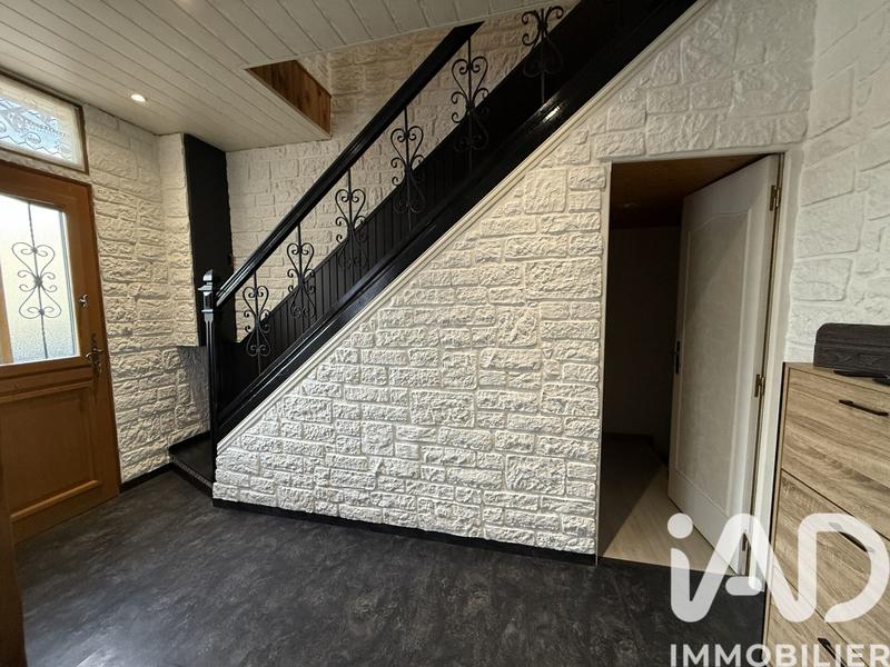 Maison - 121 m² - 5 pièces
