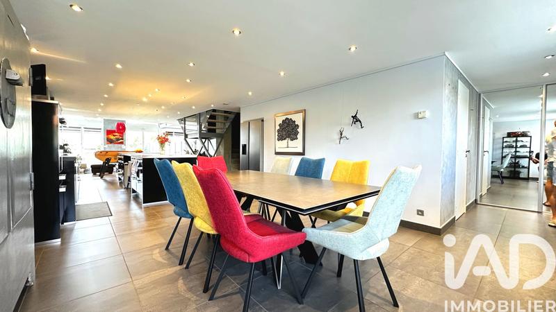 Maison - 184 m² - 11 pièces