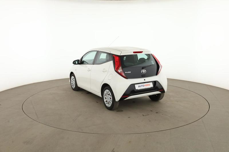 Toyota Aygo 1.0 Vvt-i X-Play 5p 72 ch