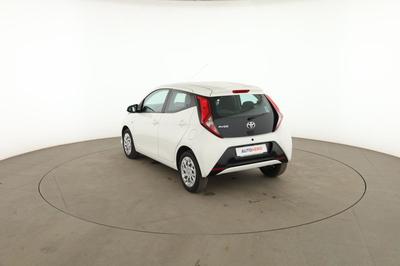 Toyota Aygo 1.0 Vvt-i X-Play 5p 72 ch