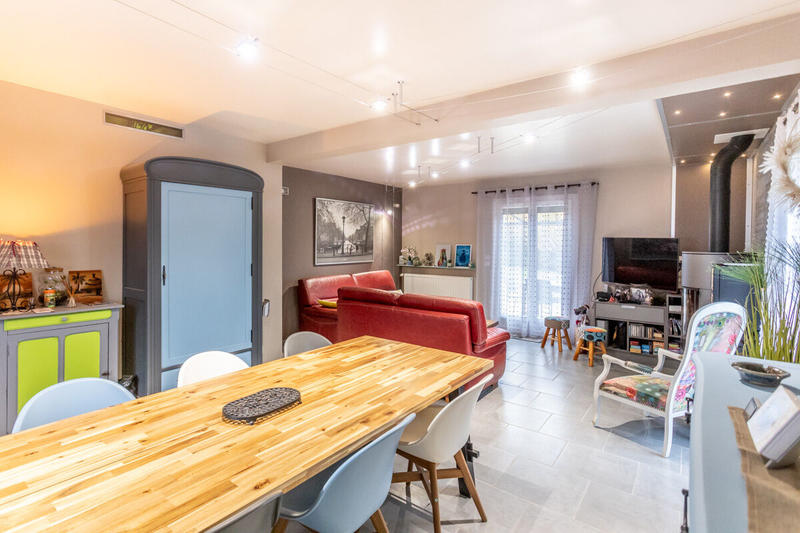 Maison - 140 m² - 6 pièces