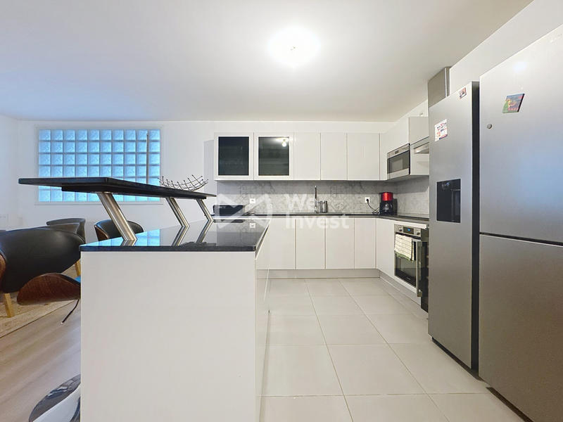 Appartement - 85 m² - 4 pièces