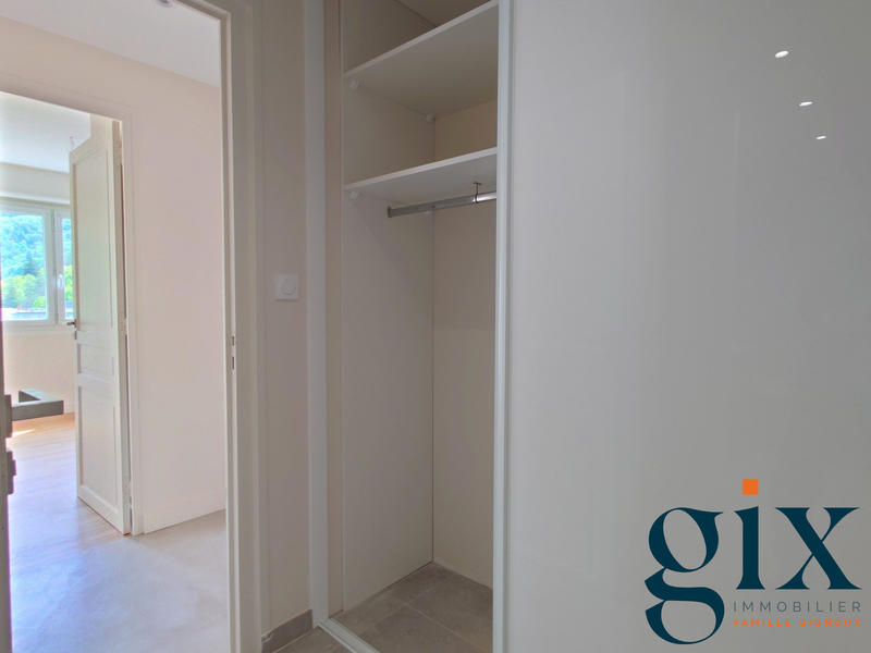 Appartement - 109 m² - 4 pièces