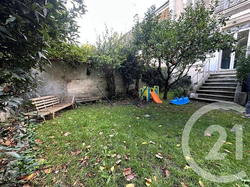 Appartement - 95 m² - 6 pièces